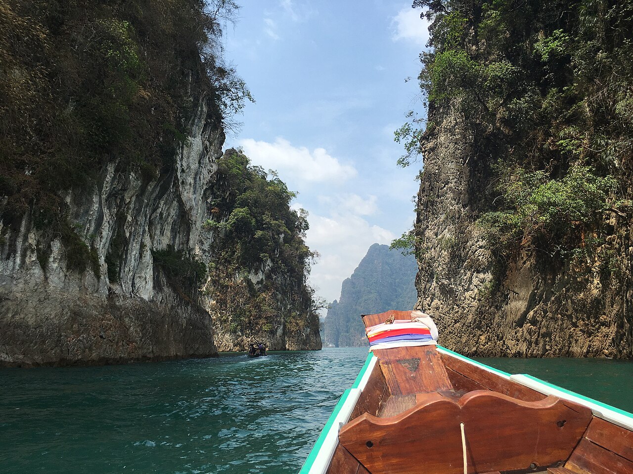 Rajjaprabha Dam reservoir limestone cliffs